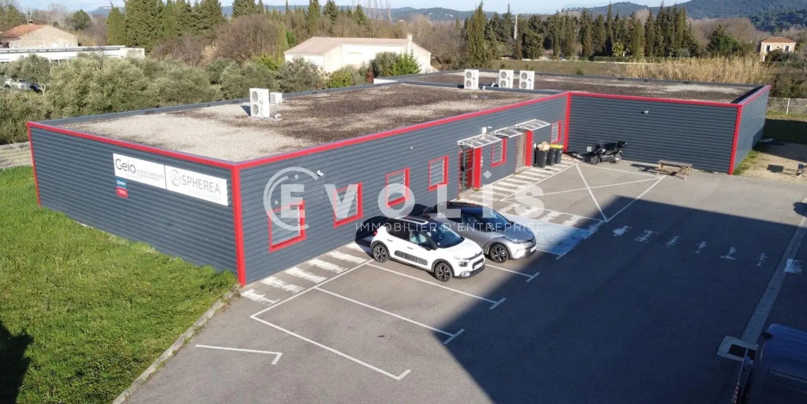 Office in Bagnols-sur-Cèze for sale Building Photo- Image 1 of 11