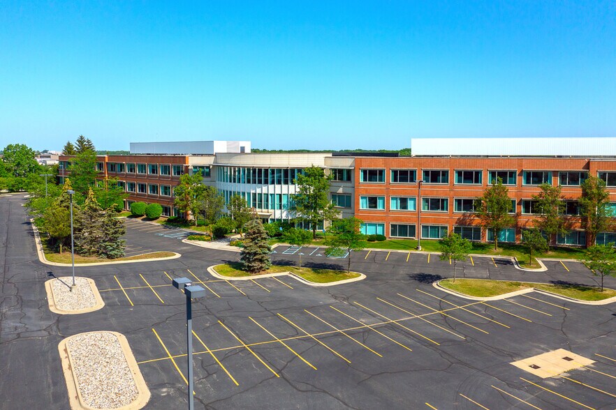 27500 Drake Rd, Farmington Hills, MI 48331 Office for Lease