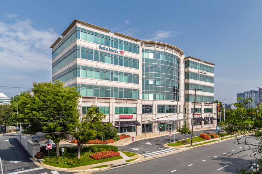 1934 Old Gallows Rd, Vienna, VA for lease - Building Photo - Image 1 of 11