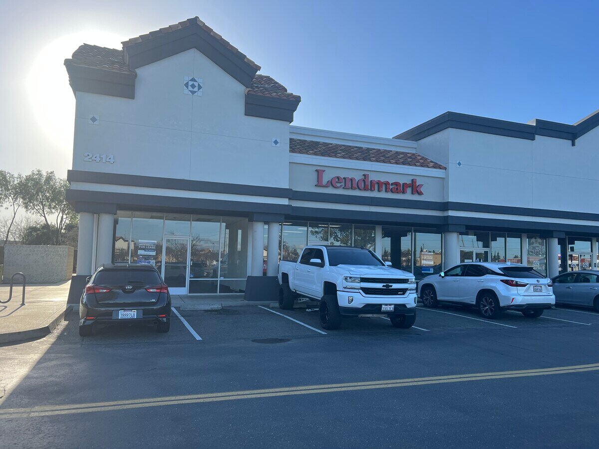 2314 W Kettleman Ln, Lodi, CA 95242 Sunwest Plaza