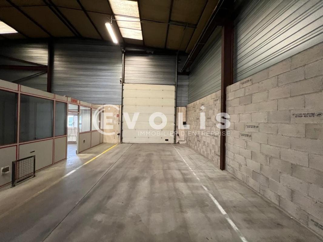 2 Rue Du Bois Baron, Belleville-en-Beaujolais for sale Interior Photo- Image 1 of 5