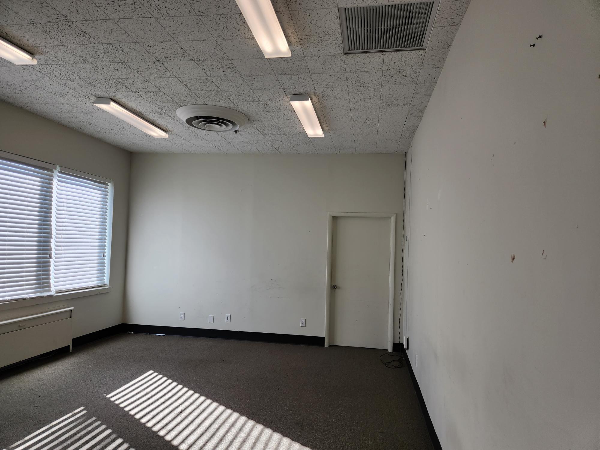 2220 Capital Blvd, Raleigh, NC for lease Interior Photo- Image 1 of 4