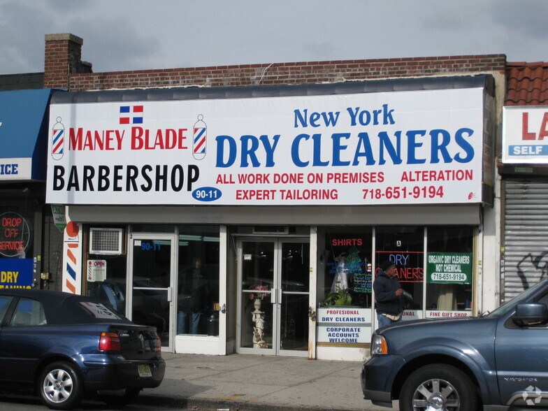 9011 31st Ave, East Elmhurst, NY for sale - Primary Photo - Image 1 of 1