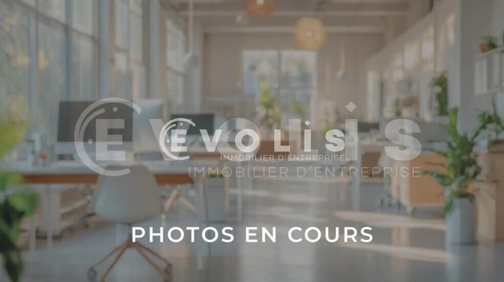 Office in Mareuil-lès-Meaux for lease - Building Photo - Image 3 of 3