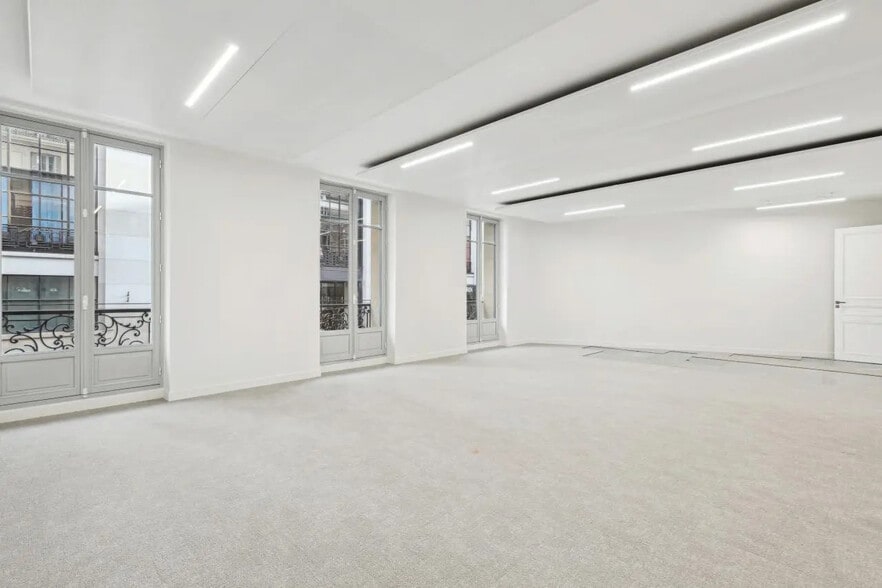 122 Rue La Boétie, Paris for lease - Interior Photo - Image 3 of 14