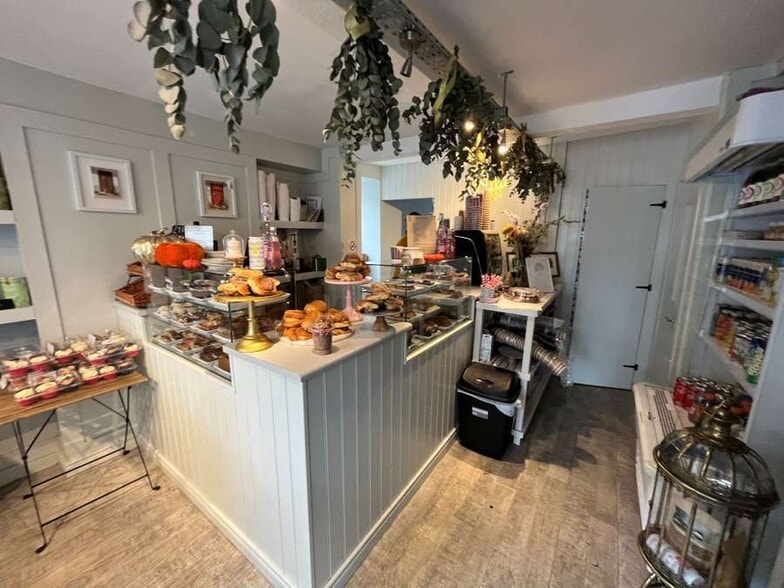 2 The Diamond, Enniskillen for sale - Building Photo - Image 3 of 4