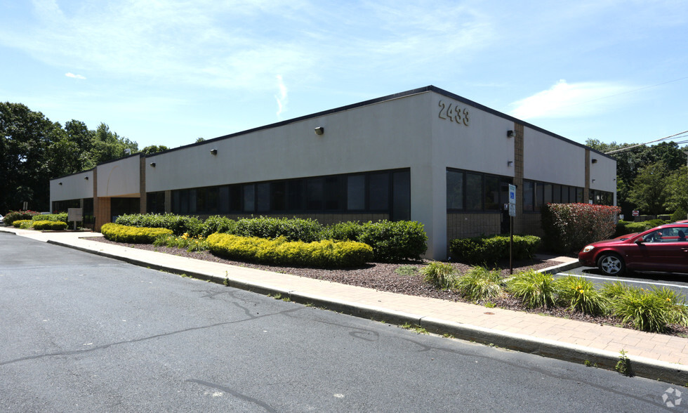 2433 Rt 516, Old Bridge, Nj 08857 - Office Medical For Lease 