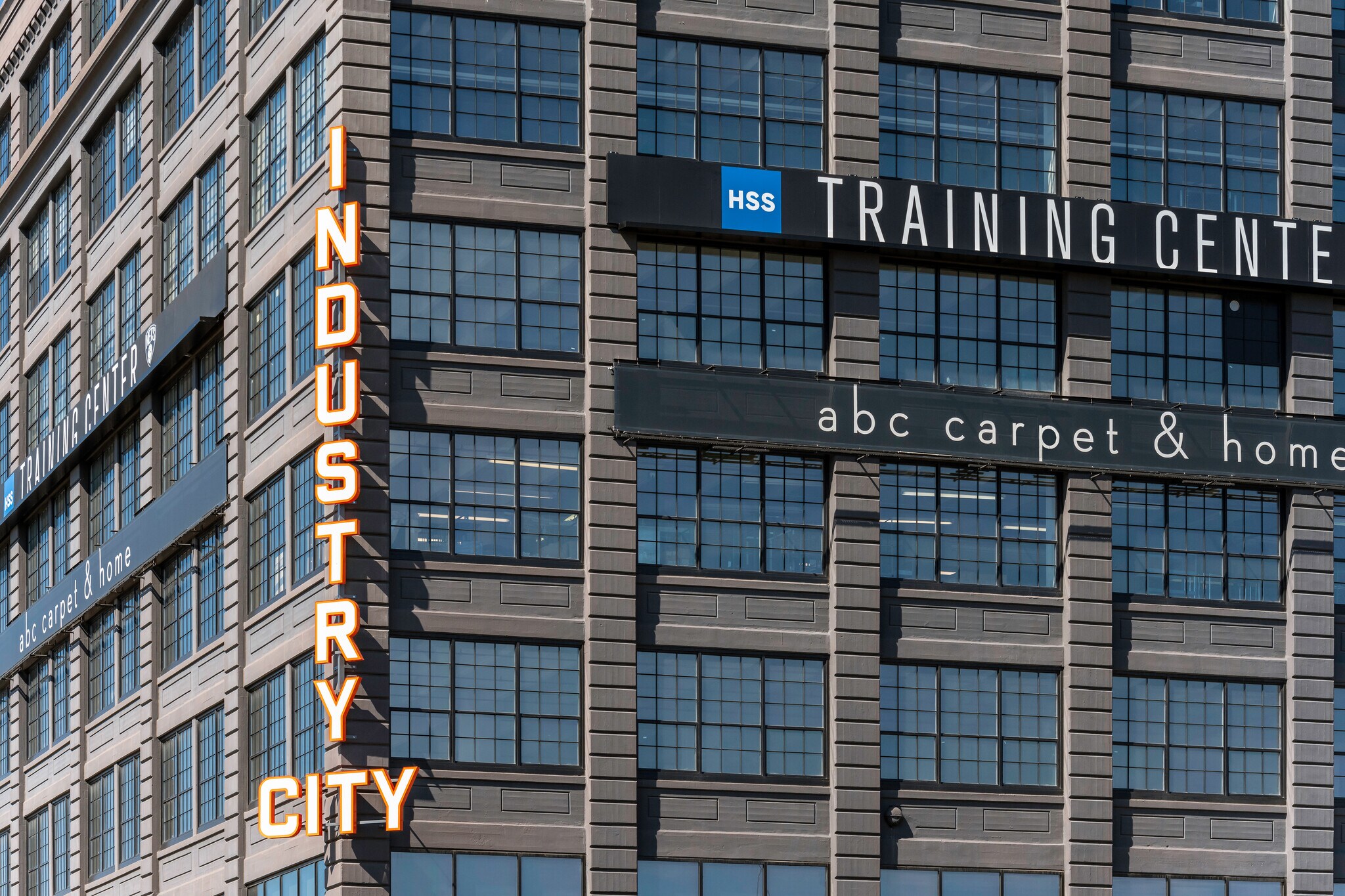 850 3rd Ave, Brooklyn, NY 11232 Liberty Bklyn