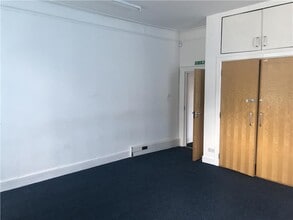 8 South Tay St, Dundee for lease Interior Photo- Image 2 of 3