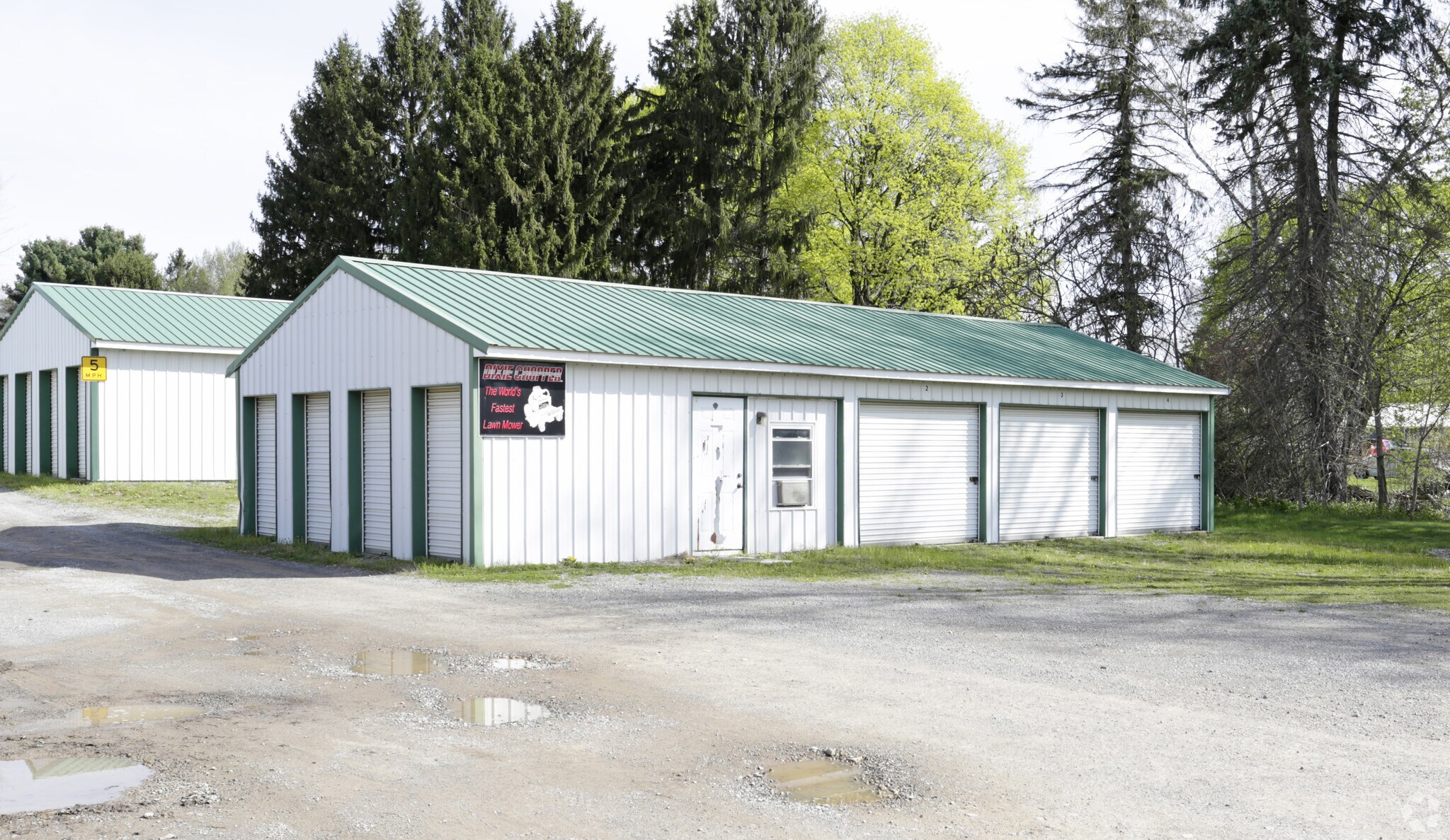 910 New Castle Rd, Slippery Rock, PA for sale Building Photo- Image 1 of 1