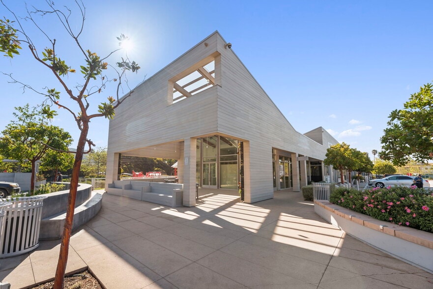23401 Civic Center Way, Malibu, CA for lease - Building Photo - Image 3 of 23