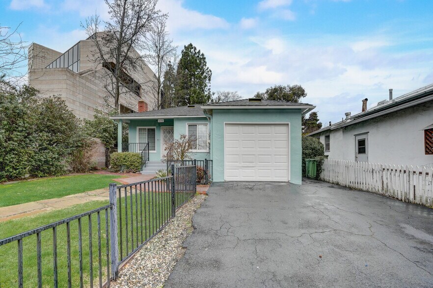 1638 Riviera Ave, Walnut Creek, CA 94596 Flex for Sale