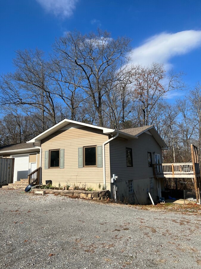 3814 Taft Hwy, Signal Mountain, TN 37377