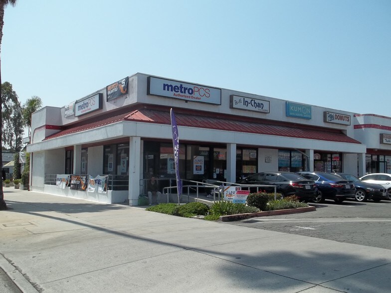 15333-15339 Sherman Way, Van Nuys, CA for sale - Building Photo - Image 1 of 1