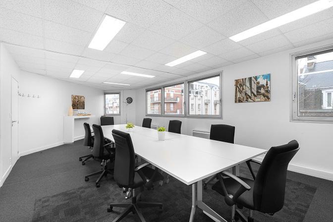 72 Rue De Lessard, Rouen for lease - Interior Photo - Image 2 of 27