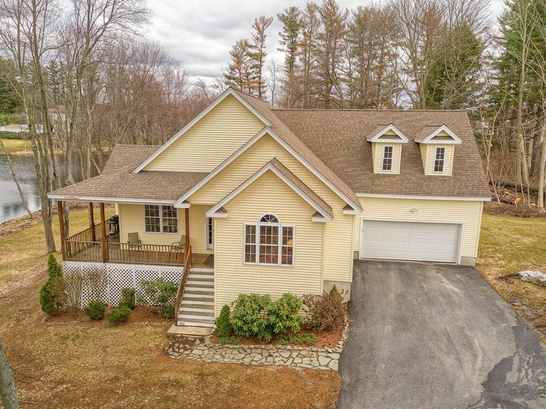 121 Indian Rock Rd, Windham, NH for sale - Primary Photo - Image 1 of 1