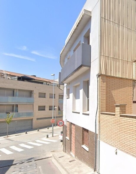 Multifamily in Vilanova del Camí, Barcelona for sale - Building Photo - Image 2 of 3