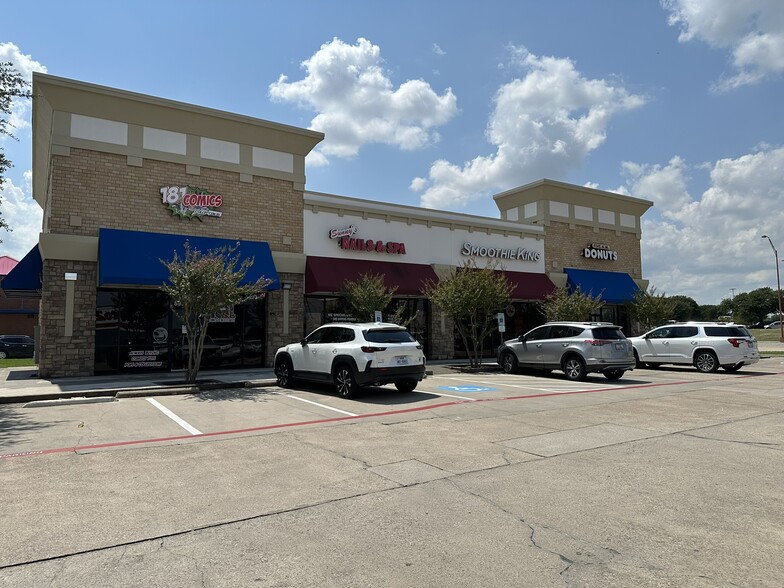 8905-8907 S Highway 377, Benbrook, TX for lease - Building Photo - Image 2 of 4