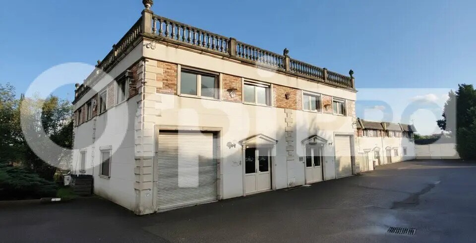 Flex in Champlan for lease Building Photo- Image 1 of 8