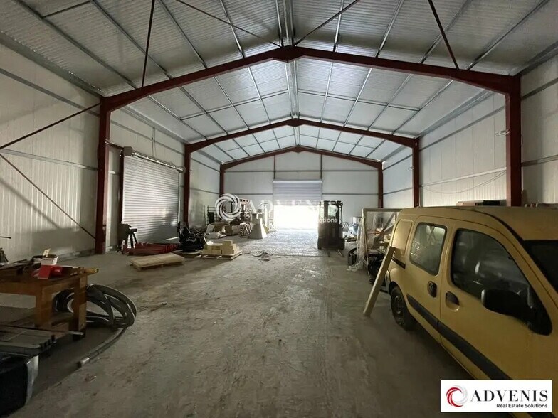 Flex in Le Tourne for sale - Interior Photo - Image 2 of 9