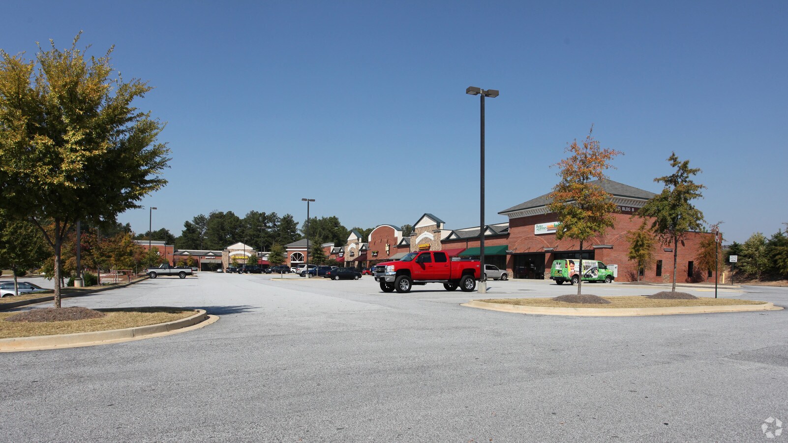 2725 Hamilton Mill Rd, Buford, GA 30519