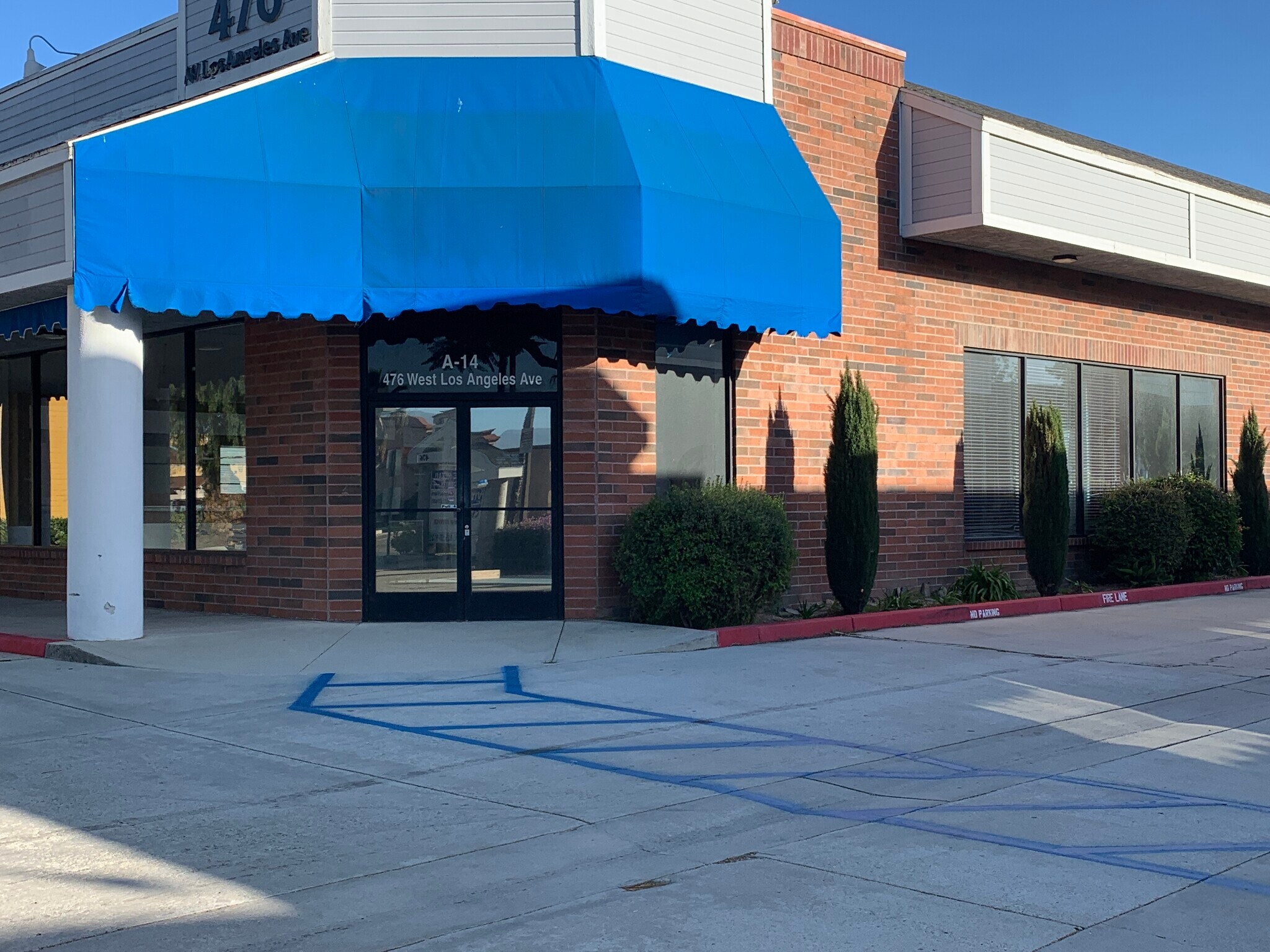 476 W Los Angeles Ave, Moorpark, CA for lease Building Photo- Image 1 of 14