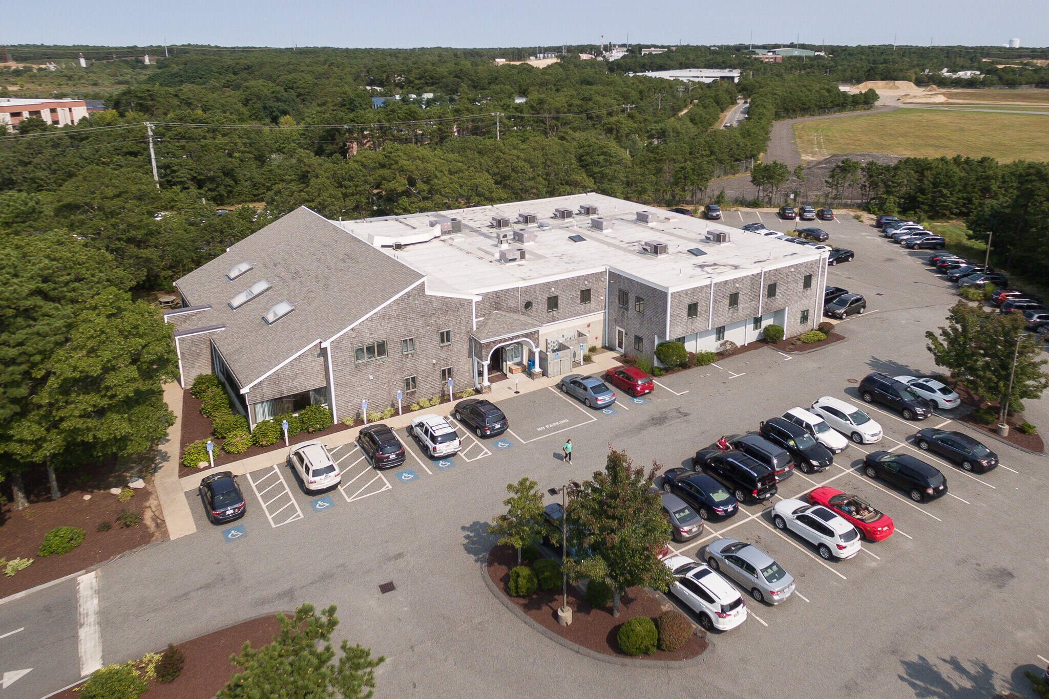 700 Attucks Ln, Hyannis, MA 02601 North Bay Condominiums