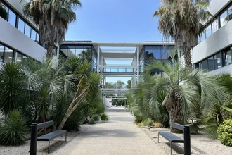 Office in Pérols for lease Construction Photo- Image 1 of 6