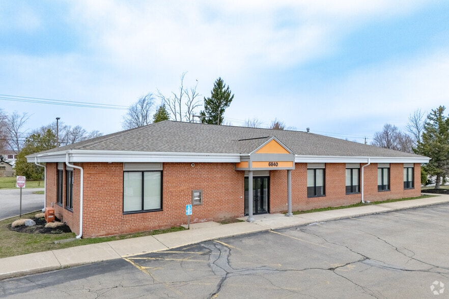 6840 Erie Rd, Derby, NY for lease - Building Photo - Image 1 of 4
