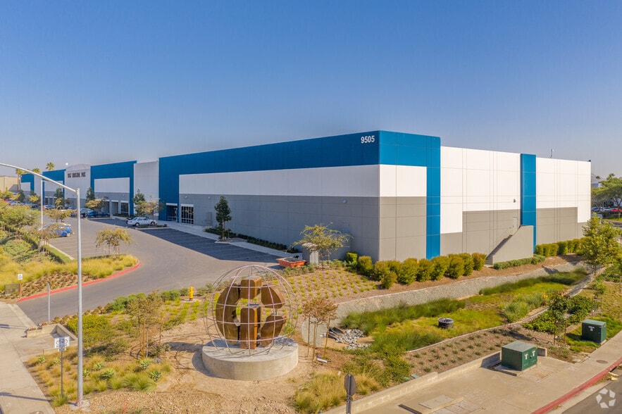 9505 Airway Rd, San Diego, CA for lease - Primary Photo - Image 1 of 12