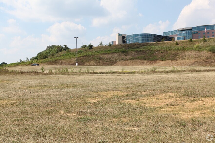 State Route 51, Belle Vernon, PA 15012 - Grocery-anchored Outparcel