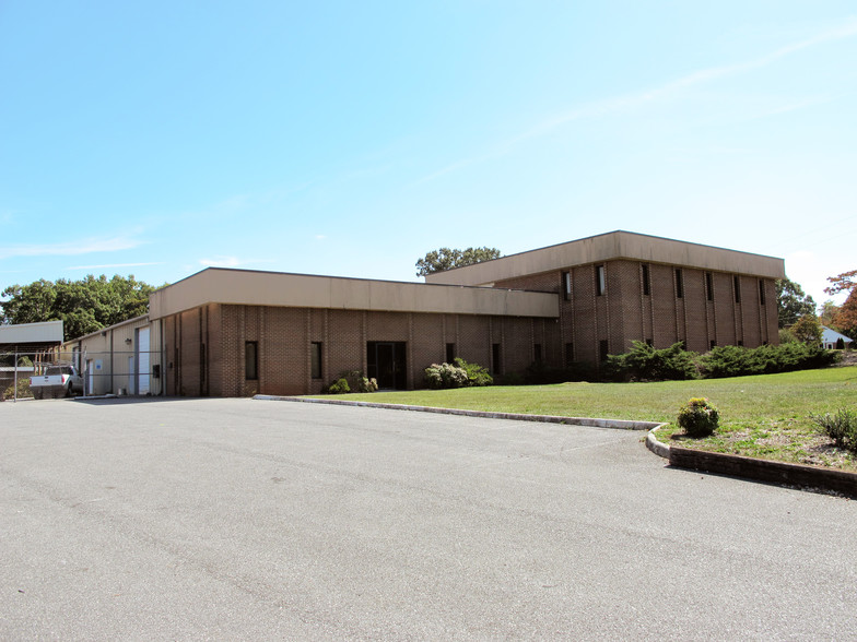 3022 Carroll Ave, Lynchburg, VA for sale - Primary Photo - Image 1 of 11