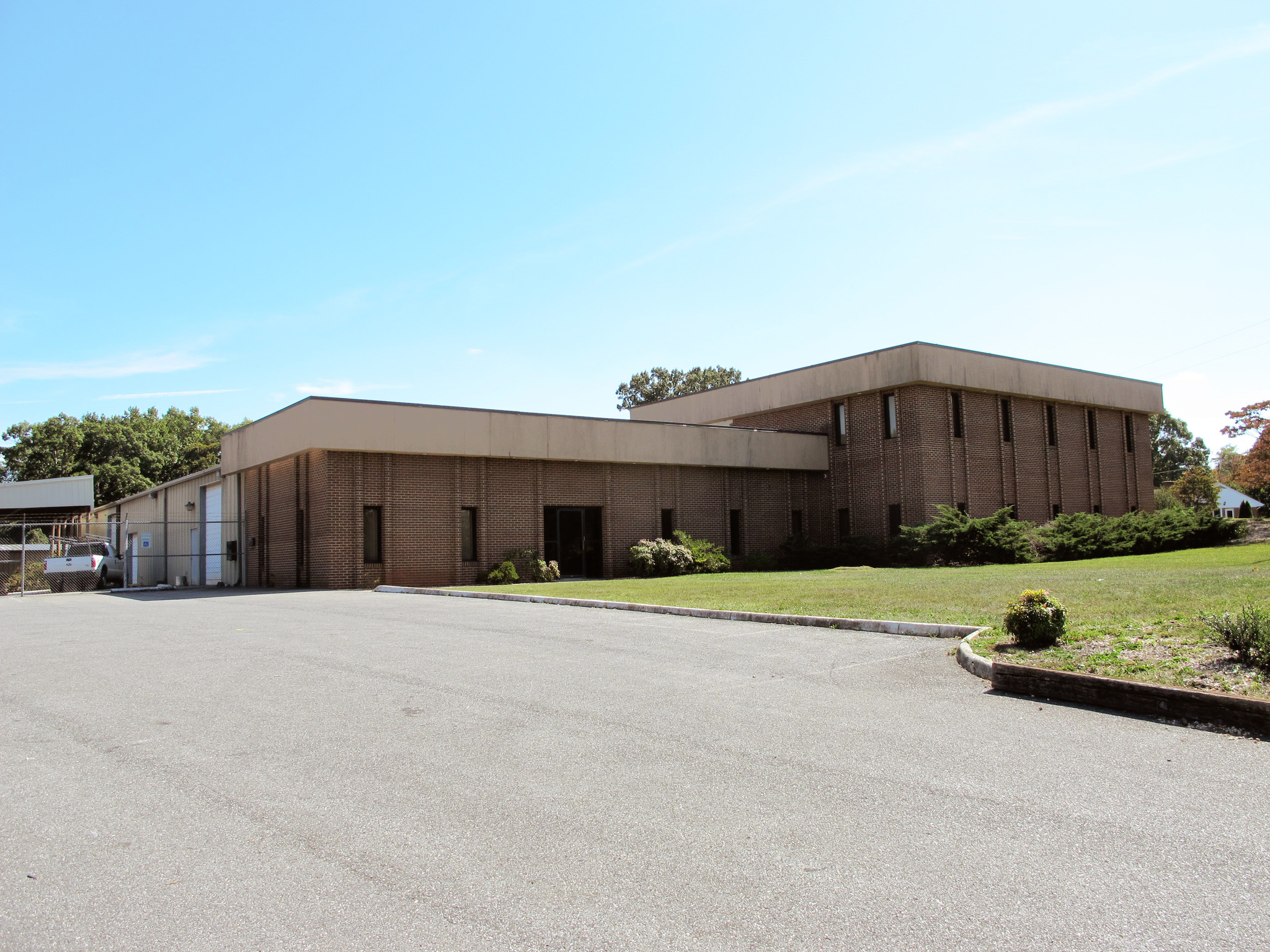 3022 Carroll Ave, Lynchburg, VA for sale Primary Photo- Image 1 of 12