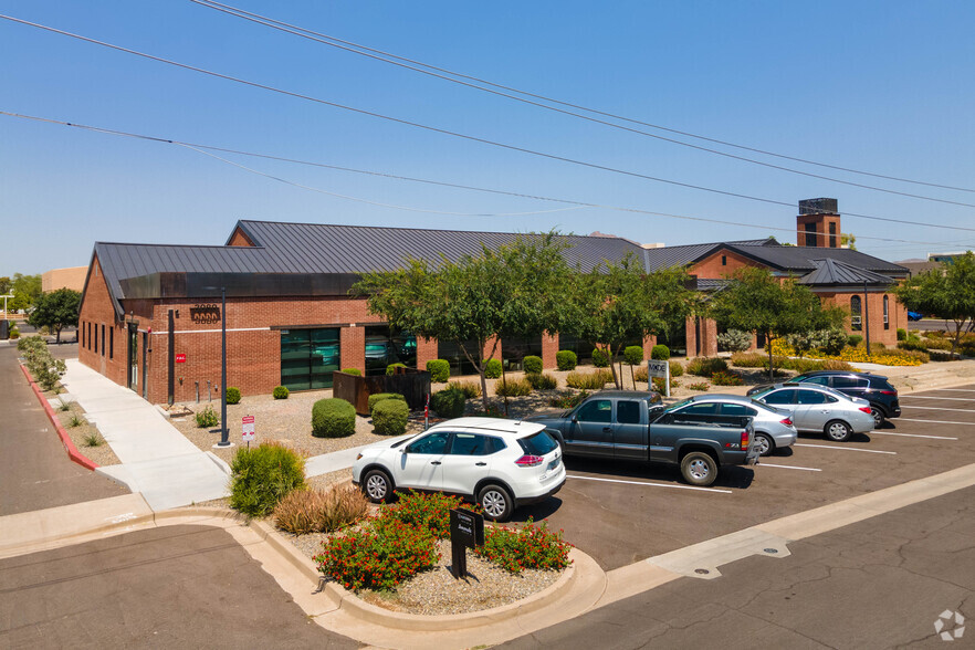 3080 N Civic Center Plz, Scottsdale, AZ for lease - Primary Photo - Image 3 of 42