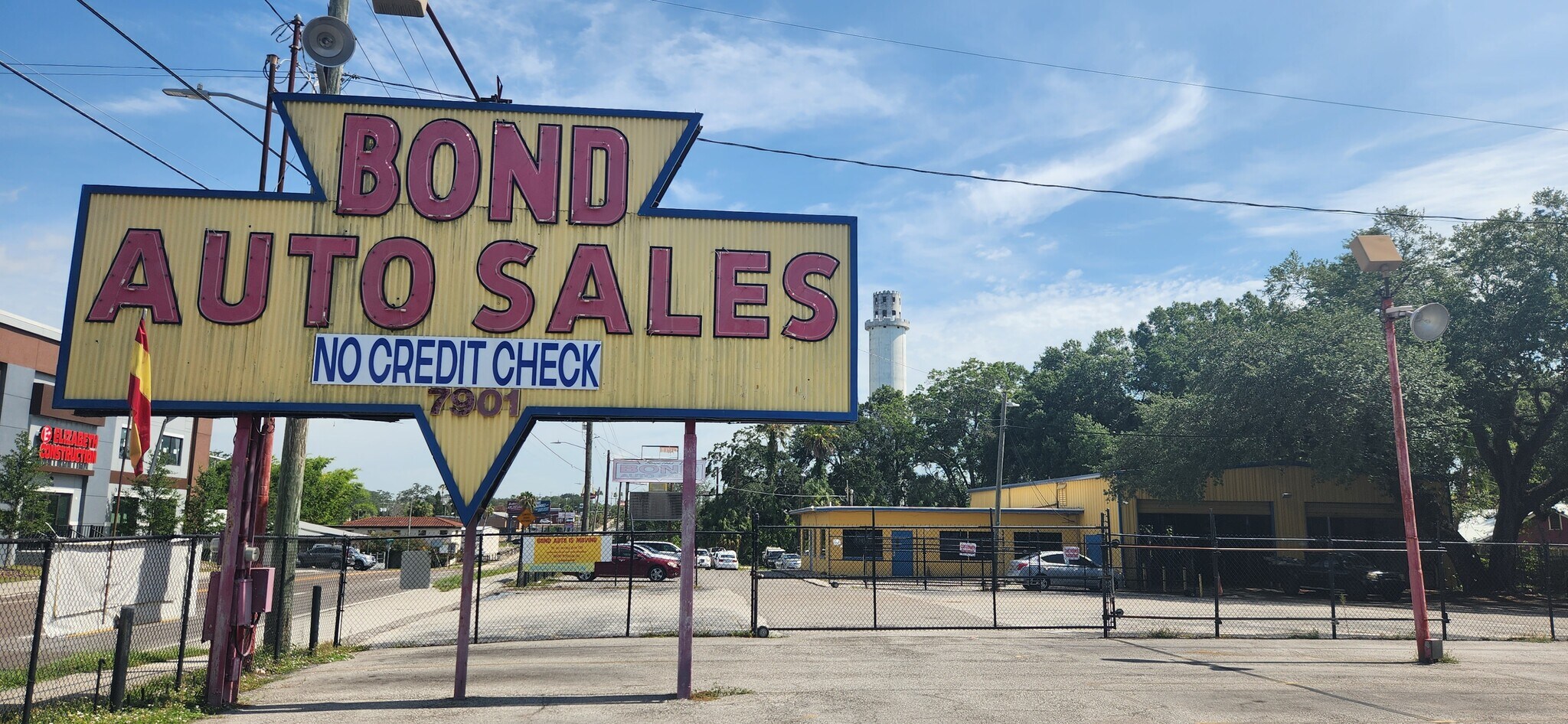 7901 N Florida Ave, Tampa, FL 33604 BOND AUTO SALES