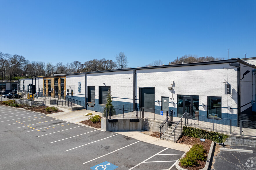 1218 Menlo Dr NW, Atlanta, GA for lease - Building Photo - Image 1 of 23