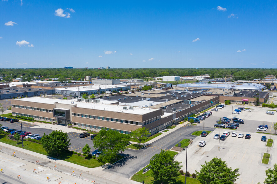 3400-3450 Oakton St, Skokie, IL for lease - Aerial - Image 3 of 4