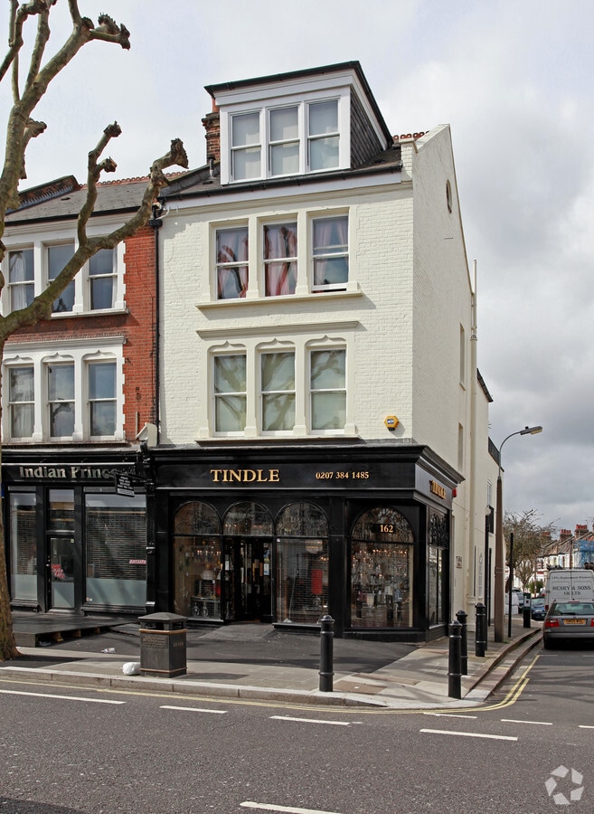 162 Wandsworth Bridge Rd, London, SW6 2UQ Retail for Lease