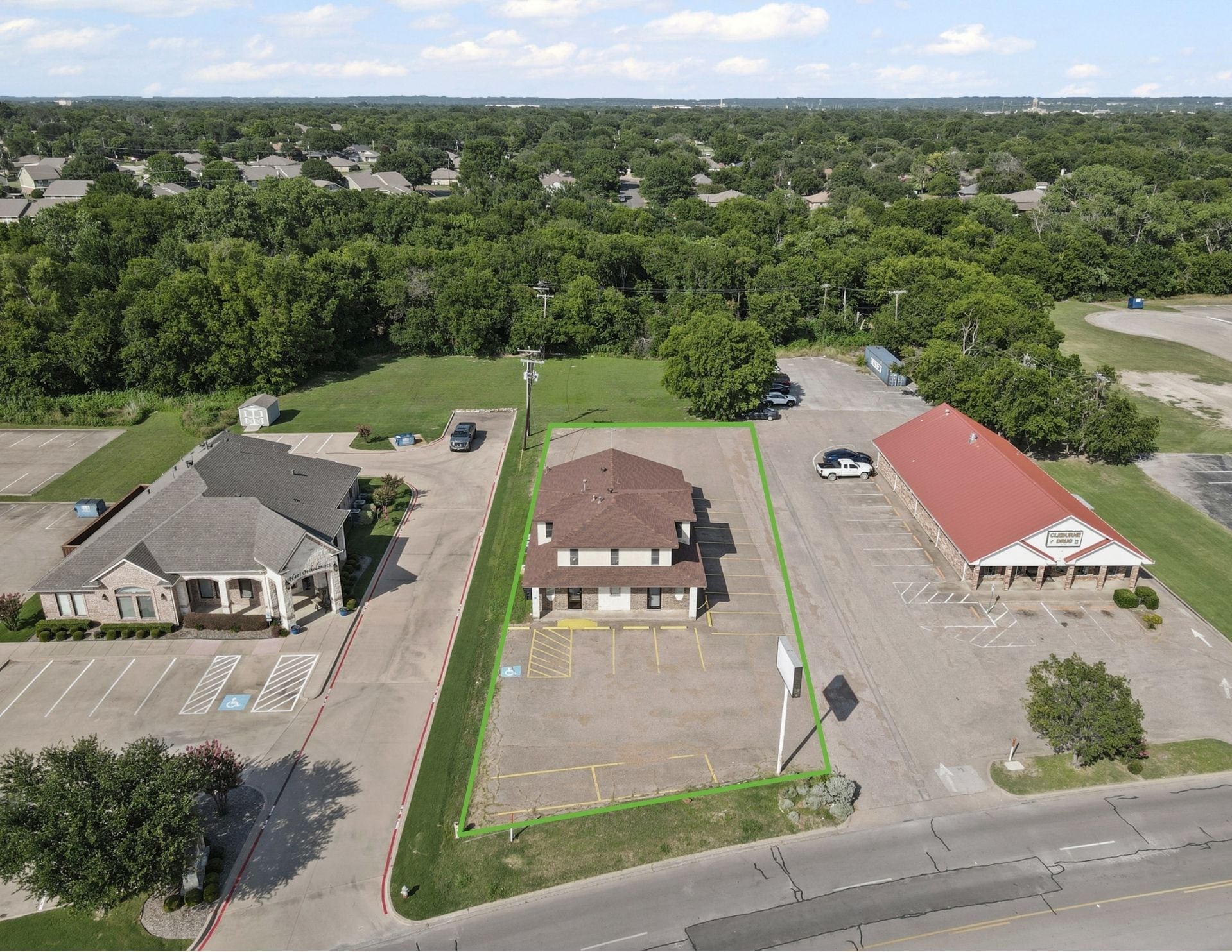 400 N Ridgeway Dr, Cleburne, TX for sale Building Photo- Image 1 of 16