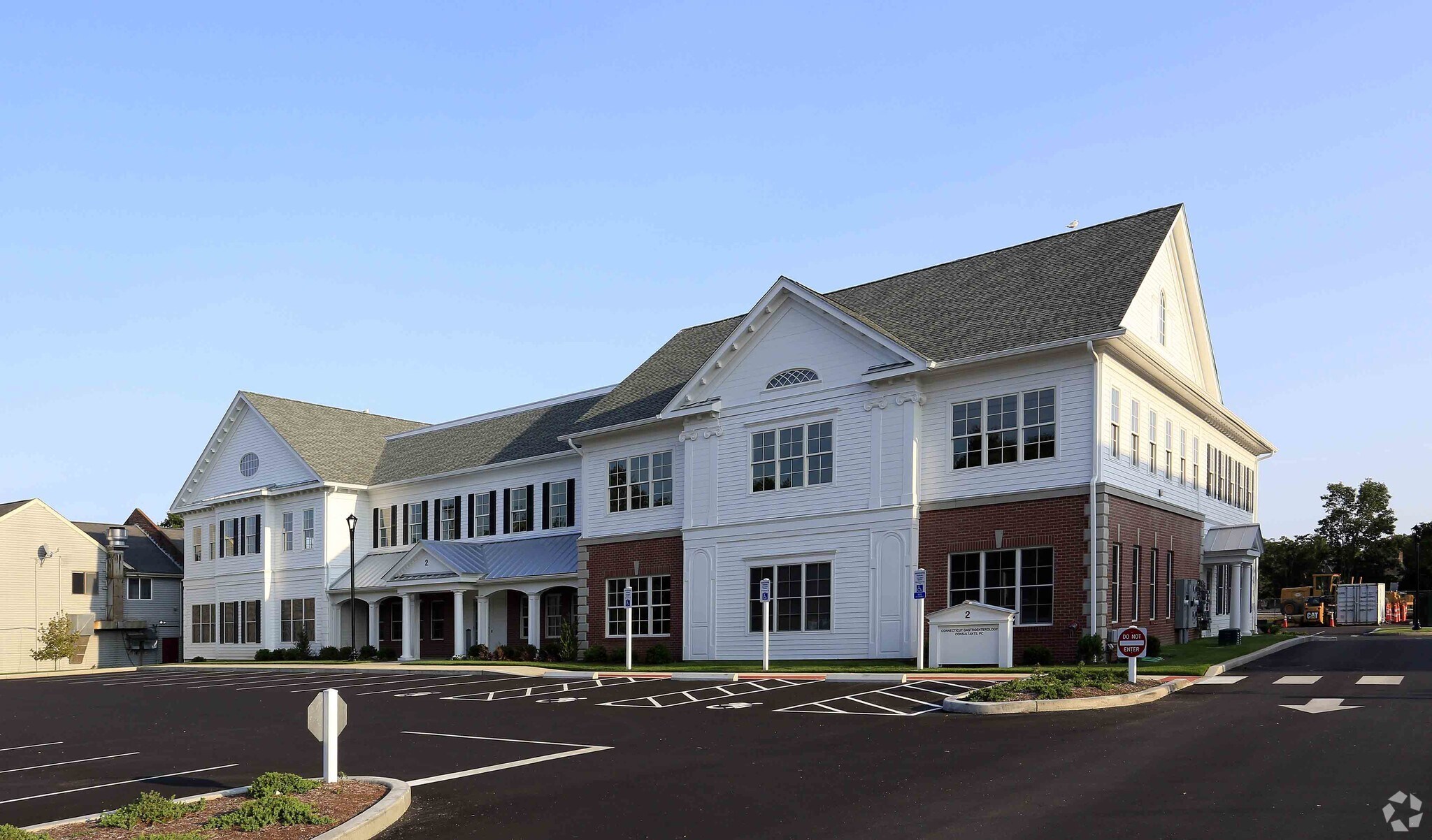 800 Boston Post Rd, Guilford, CT 06437