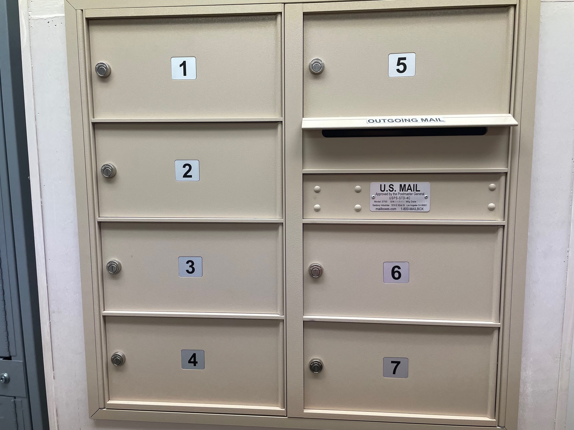 6 E 2nd St, London, OH for lease Interior Photo- Image 1 of 4