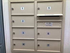 6 E 2nd St, London, OH for lease Interior Photo- Image 1 of 4