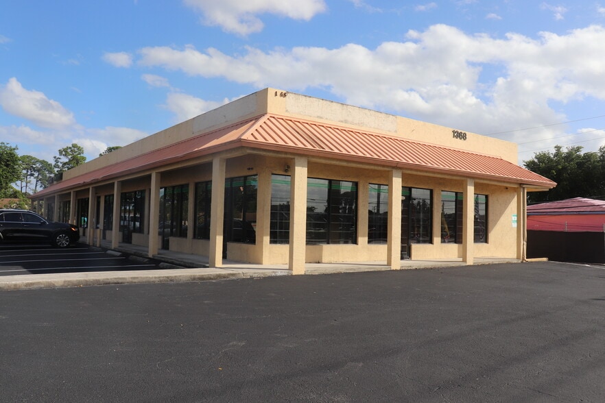 1330-1368 S Military Trl, West Palm Beach, FL for lease - Building Photo - Image 2 of 3