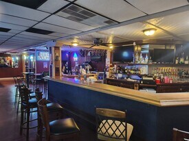 12347 Palm Dr, Desert Hot Springs CA - Pub