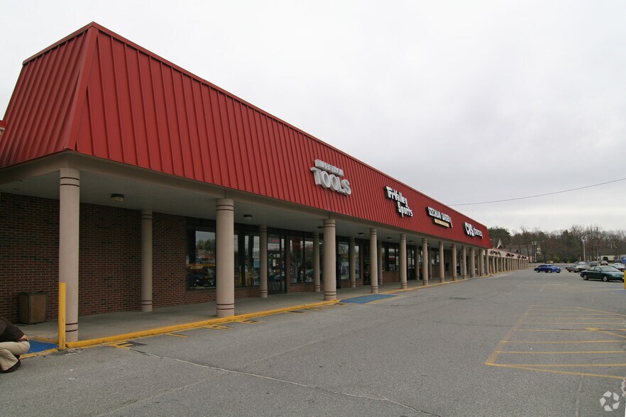 92-116 Main St, Medway, MA for sale - Building Photo - Image 1 of 1