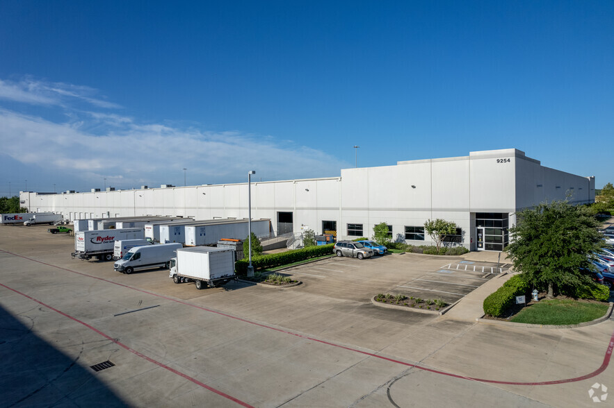 9254 Park South Vw, Houston, TX for sale - Primary Photo - Image 1 of 1