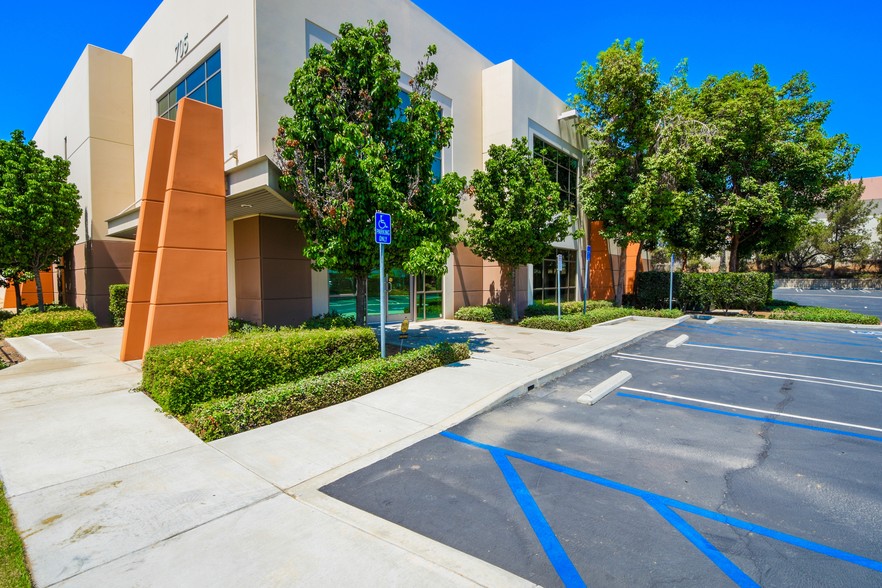 705 Challenger St, Brea, CA for lease - Primary Photo - Image 1 of 18