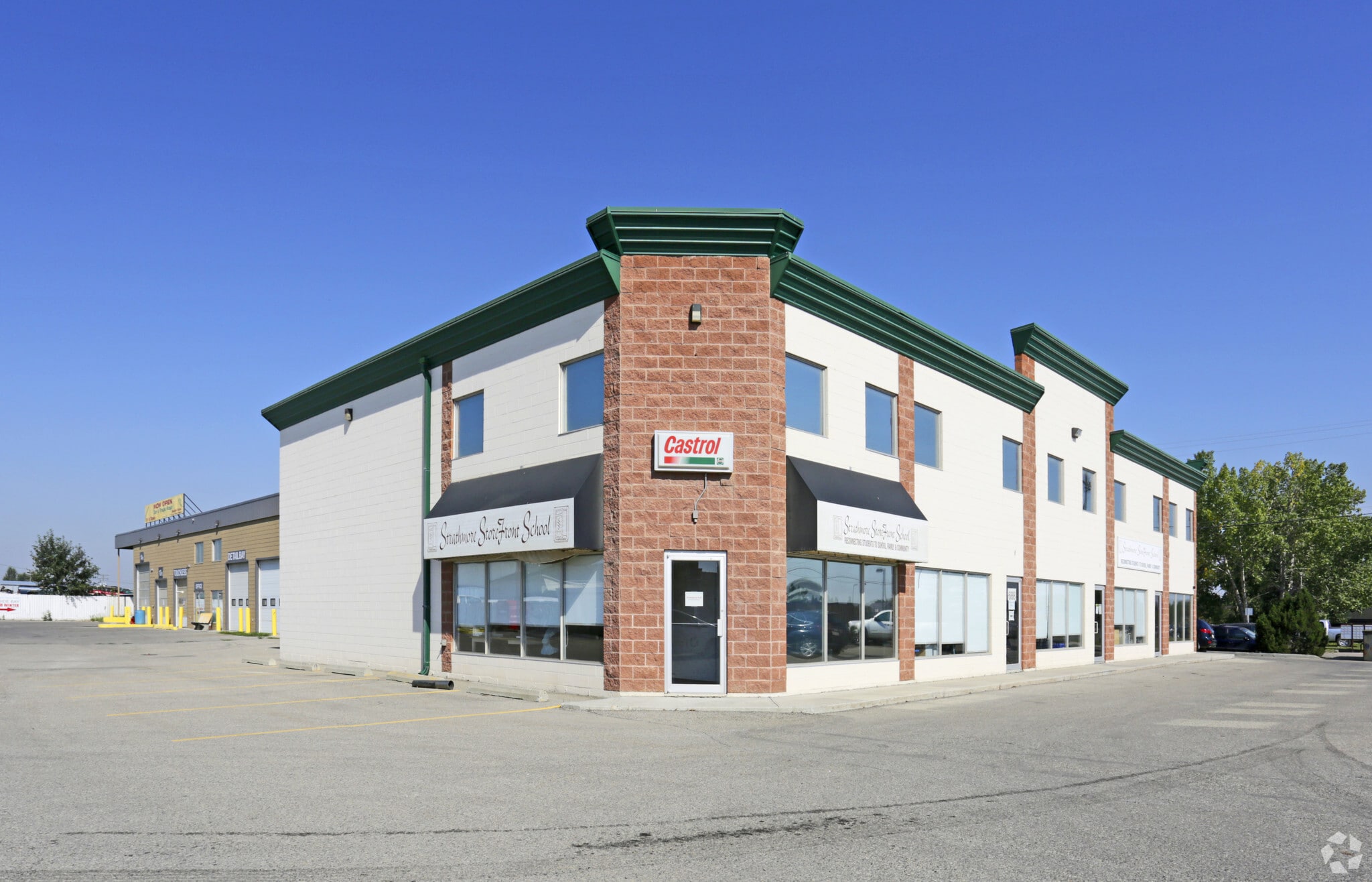 711 Westlake Rd, Strathmore, AB for sale Primary Photo- Image 1 of 1