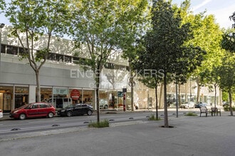 Retail in Barcelona, Barcelona for lease Interior Photo- Image 1 of 14