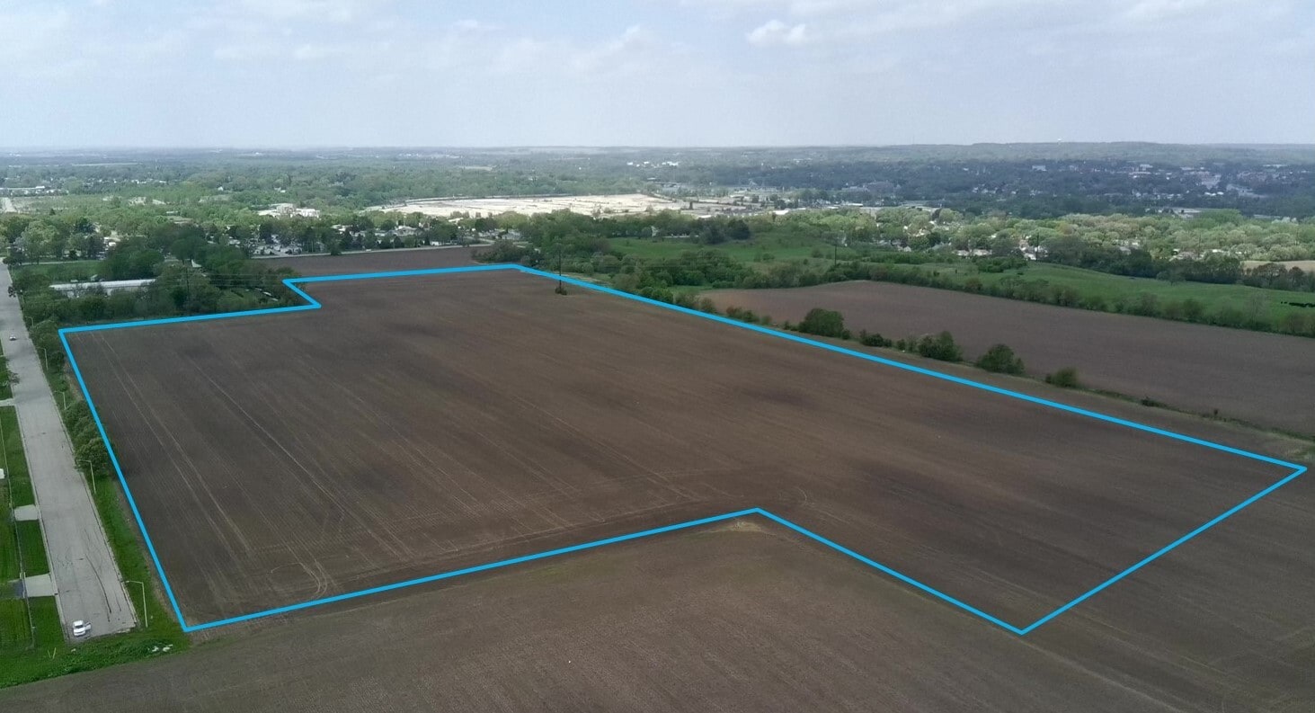 401 Freedom Ln, Janesville, WI for sale Aerial- Image 1 of 5